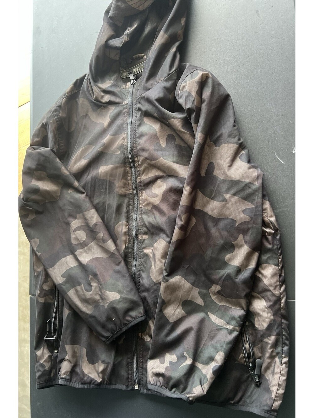 Urban Republic Men’s Camouflage Mesh Jacket Hooded Gray Black L